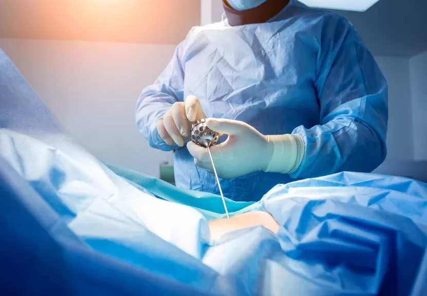 La chirurgie endoscopique du rachis : quels sont les bienfaits de cette opération ?